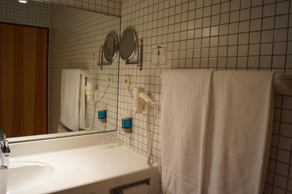 Hotel Bischof دورنبيرن الغرفة الصورة